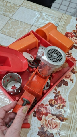 Мусорубка - овощерезка