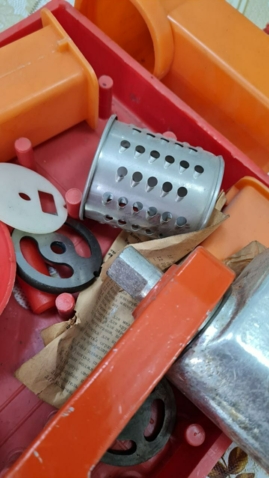 Мусорубка - овощерезка