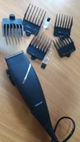 Машинка для стрижки DEXP HC-0321RB цвет черный