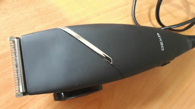 Машинка для стрижки DEXP HC-0321RB цвет черный