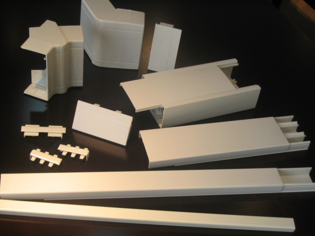 Кабельный канал  профессиональный с перегородкой SPL Россия