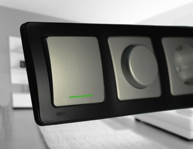 Серия розеток выключателей с/у от HEGEL цвет-серебро