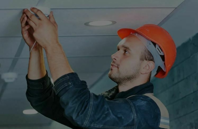 Монтажник систем пожаротушения