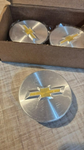 Декоративные колпачки на литые диски Chevrolet Шевроле 59мм