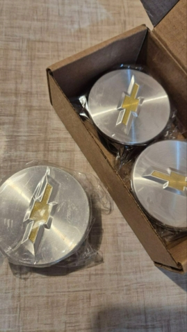 Декоративные колпачки на литые диски Chevrolet Шевроле 59мм