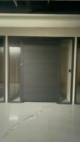 Срочно продается магазин в Торговом центре "STROYMART"