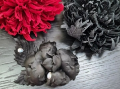 Искусственные хризантемы -цветы на одежду